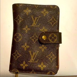 Louis Vuitton Wallet